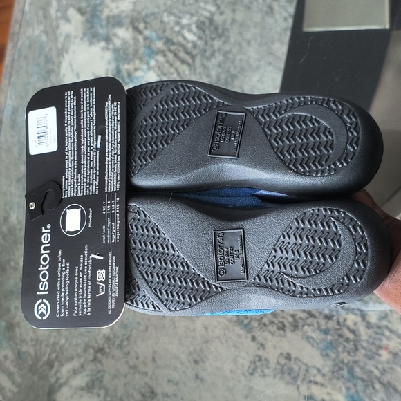 Isotoner Women's Microterry Clog with Satin Cuff Slippers ( Small) - Picture 7 of 9